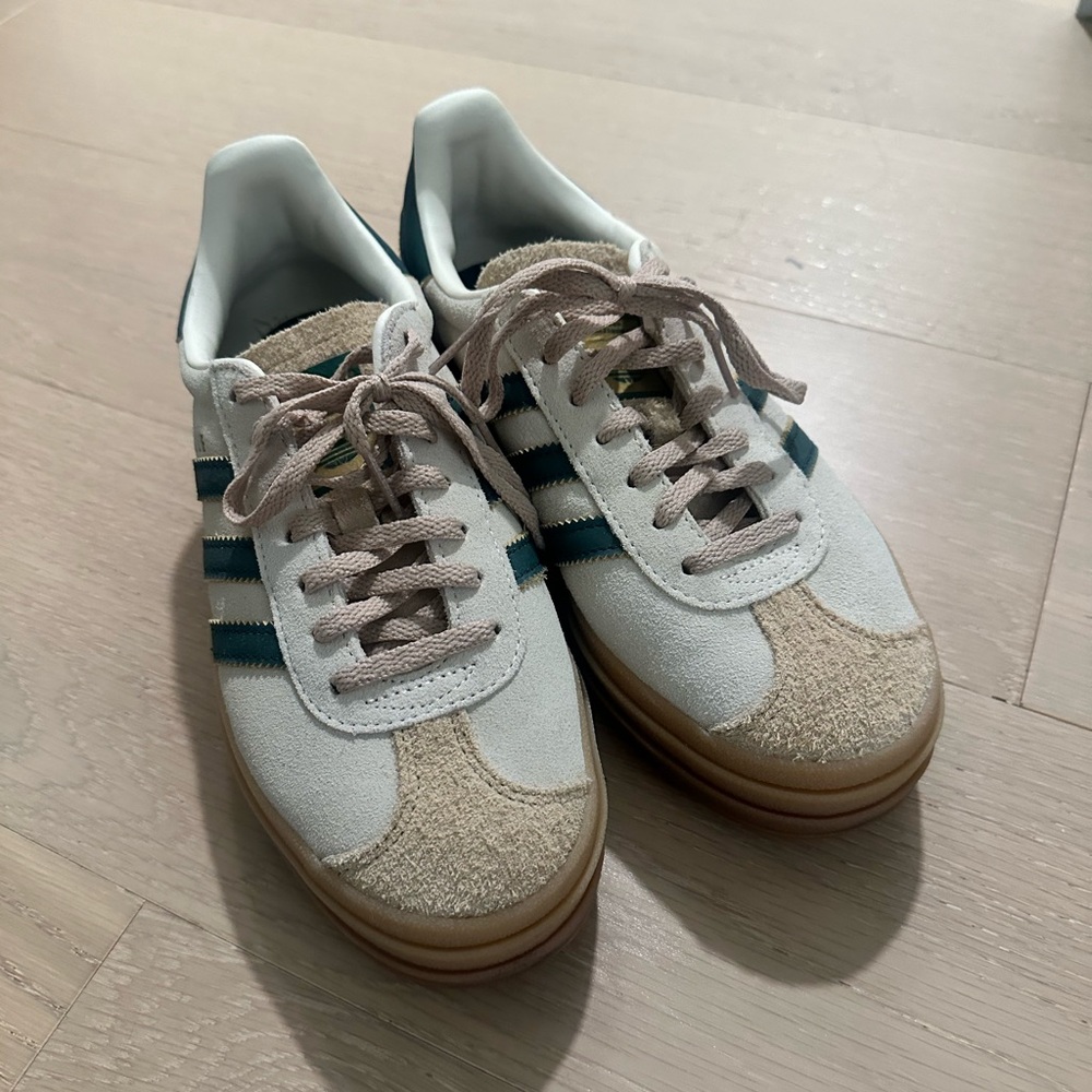 Adidas gazelle bold